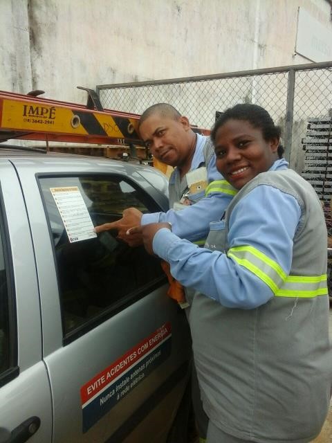 Maio amarelo adesivos carros